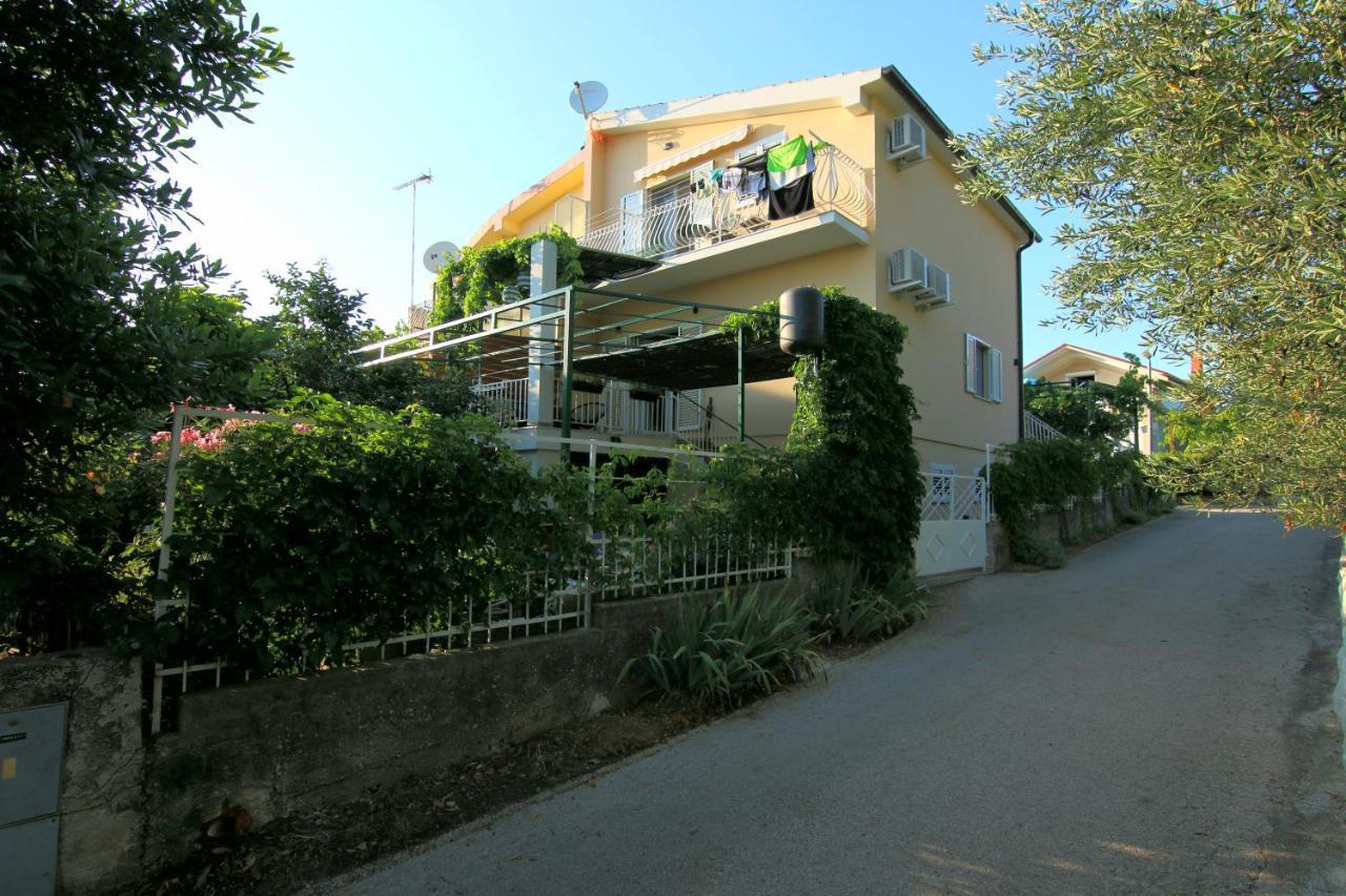 Apartments Tona ซาบอริซ ภายนอก รูปภาพ