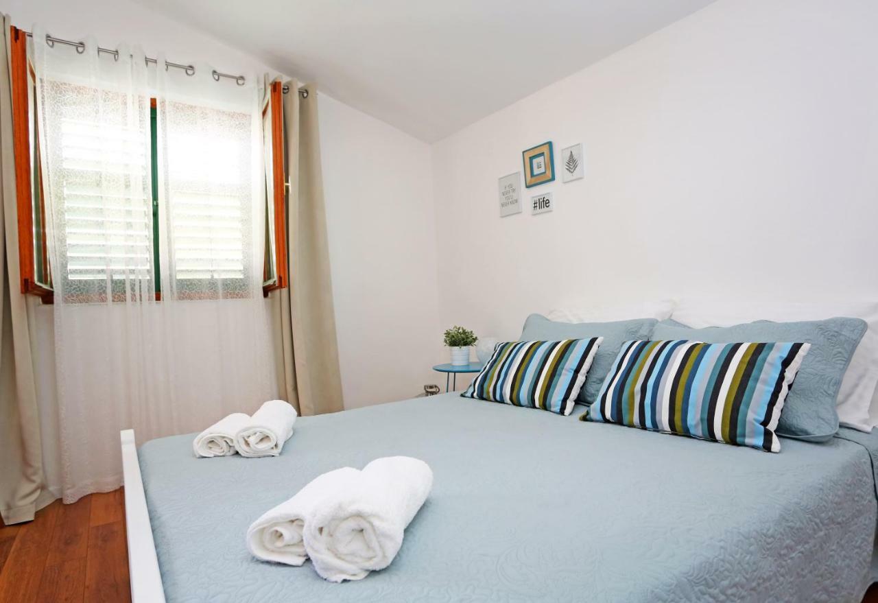 Apartments Tona ซาบอริซ ภายนอก รูปภาพ
